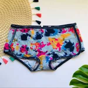 Victoria’s Secret PINK Velvet Trim Boyshort Panty Blue Fog Picasso Tie Dye S NEW